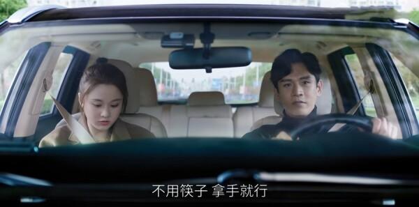 何悯鸿和戚牧私奔,究竟是怎么一回事?