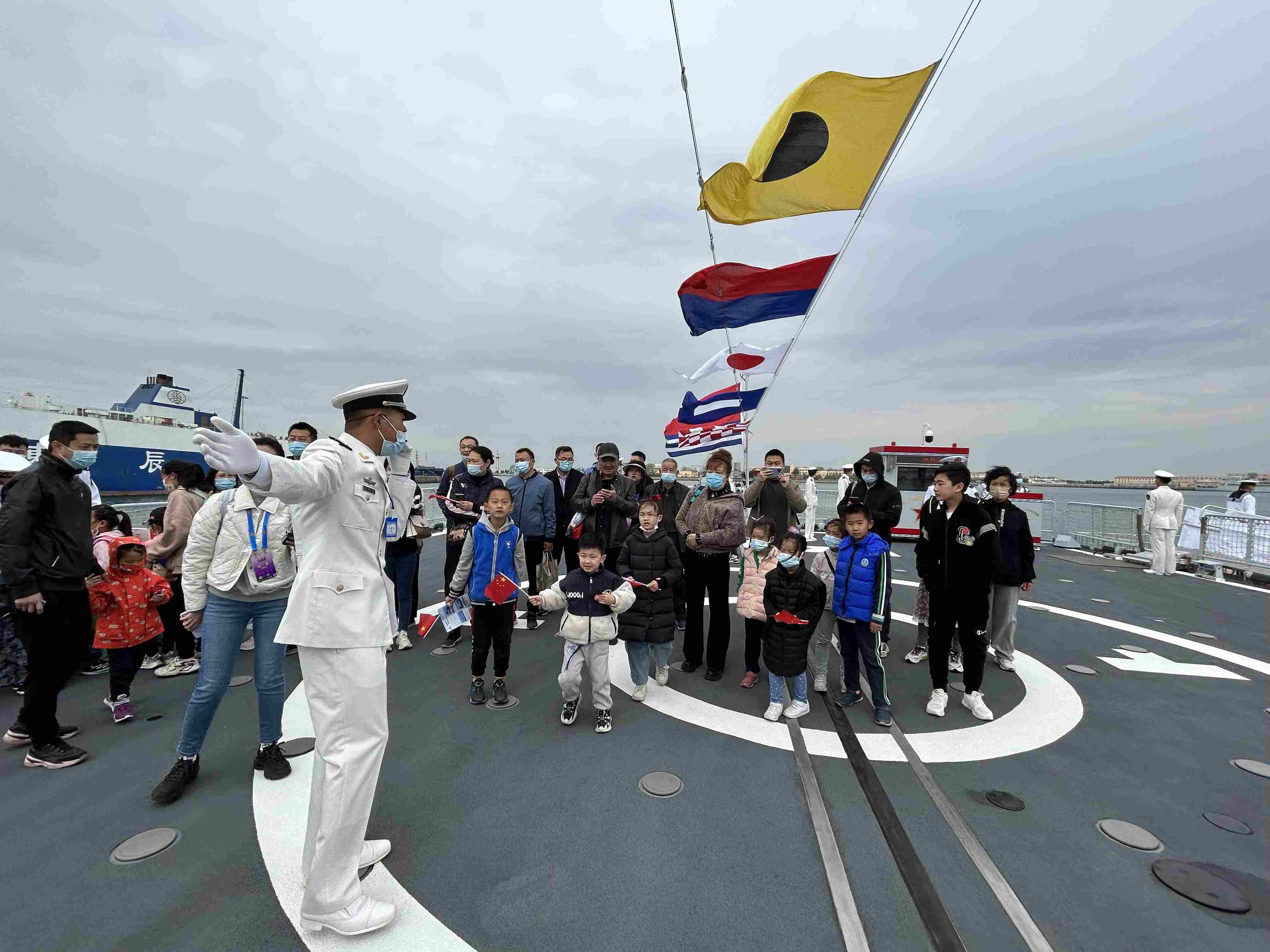 开封舰首次向公众开放,究竟是怎么一回事?