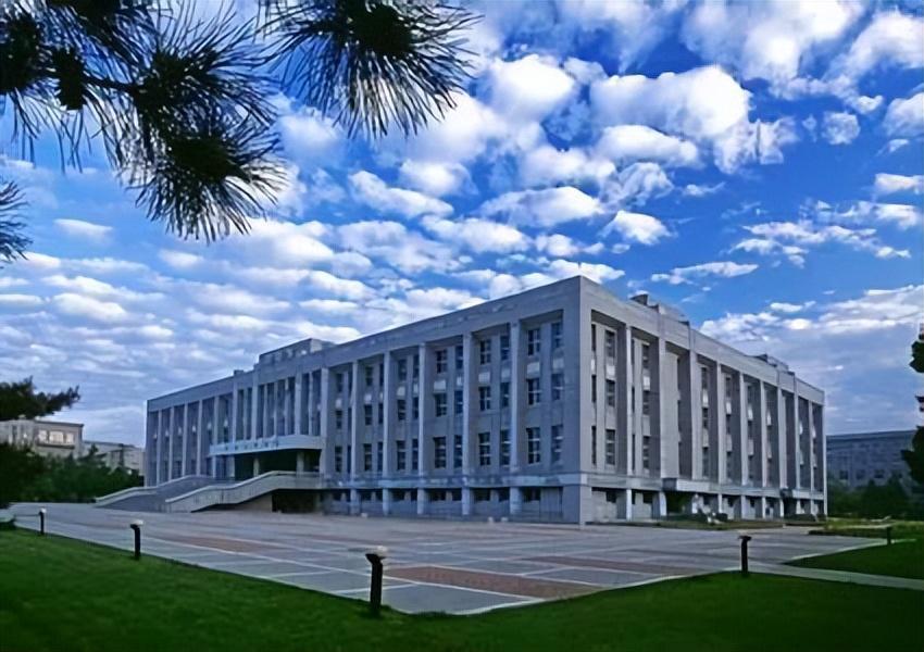 什么原因导致大学生就业难,究竟是怎么一回事?