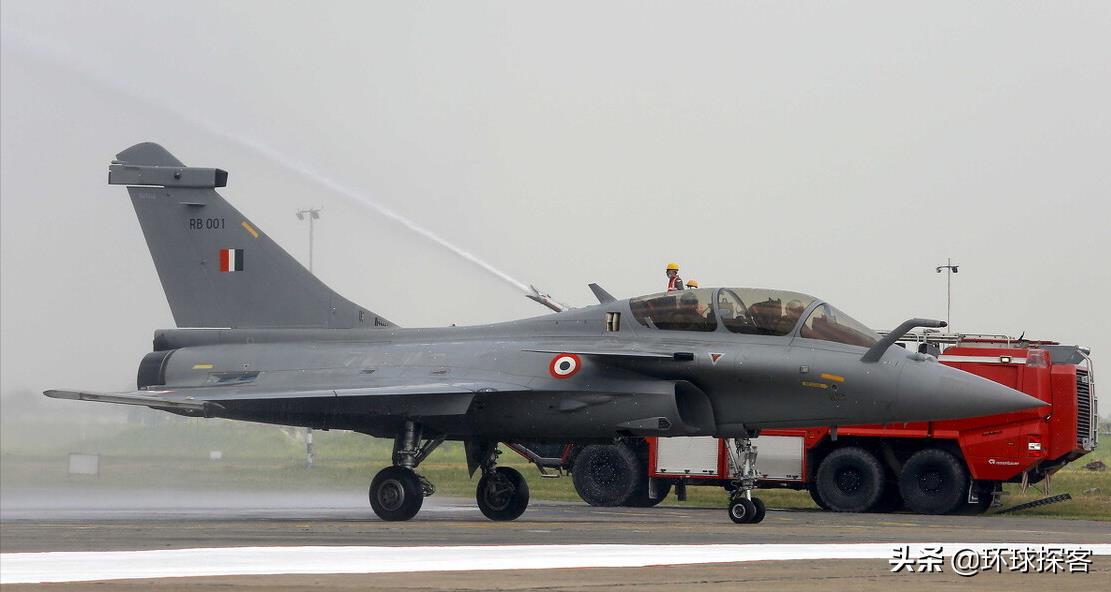 土耳其撤侨飞机遇袭,究竟是怎么一回事?