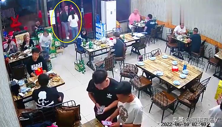 被陌生男子猥亵孕妇：警方说是互殴,究竟是怎么一回事?