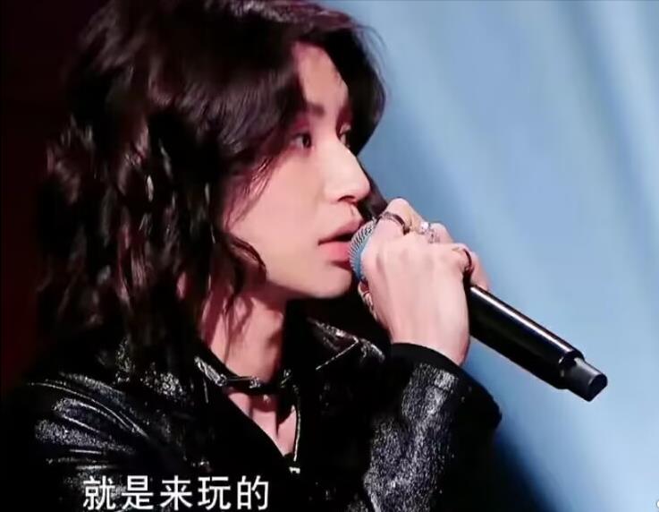 如何看待小鬼与乐评人梁源互呛,究竟是怎么一回事?