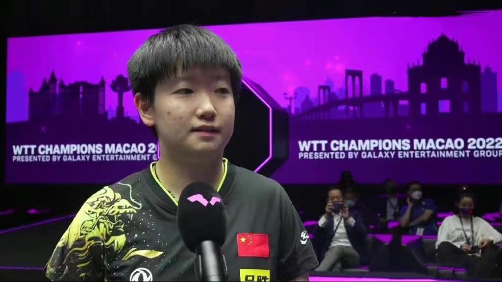 孙颖莎女单夺冠后发文感谢陈梦