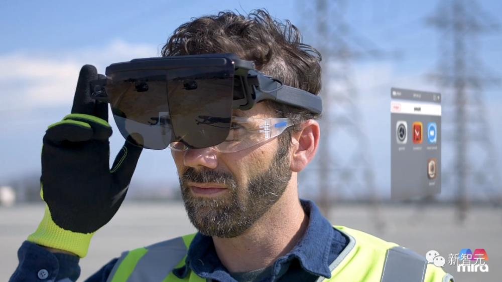 苹果封神头显竟暗藏“脑机接口”！苹果前员工疯狂揭秘读心操控