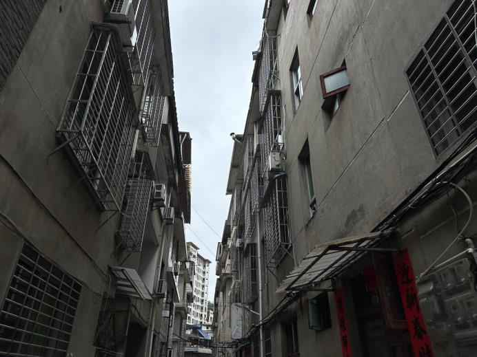 章莹颖父亲的心碎直播