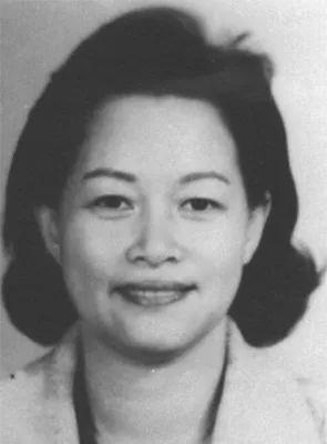 70岁“红通”郭洁芳回国投案，曾和丈夫一同敛财，案发后独自外逃