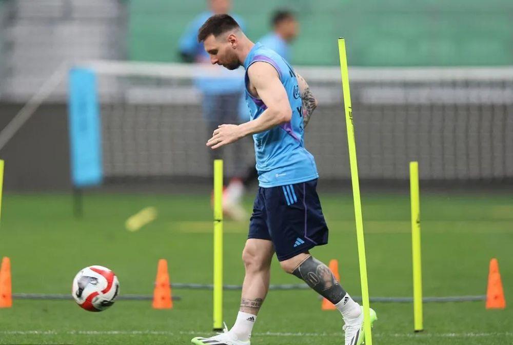 赞助、版权难卖高价，主办方靠天价球票收割梅西球迷