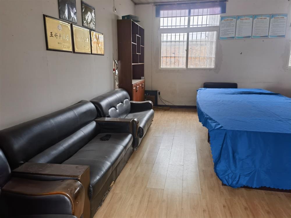 湖北随县特校性侵案：残障女孩们被校长多次猥亵，事发后收到辱骂短信