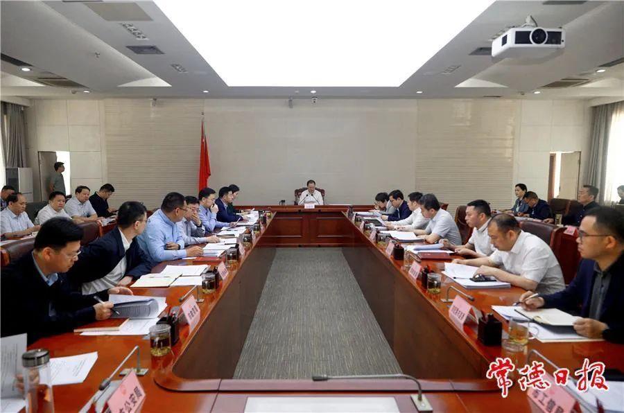 辞去副市长两年多后主动投案，他的“双开”通报有重要细节