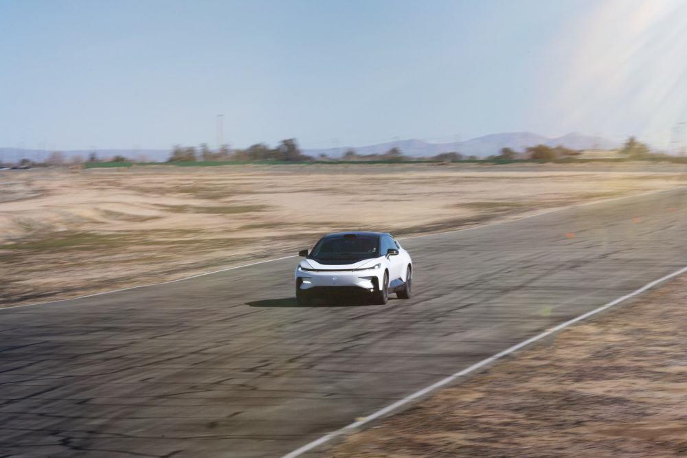 贾跃亭致全体投资人：坦诚沟通一个问题和两大机遇