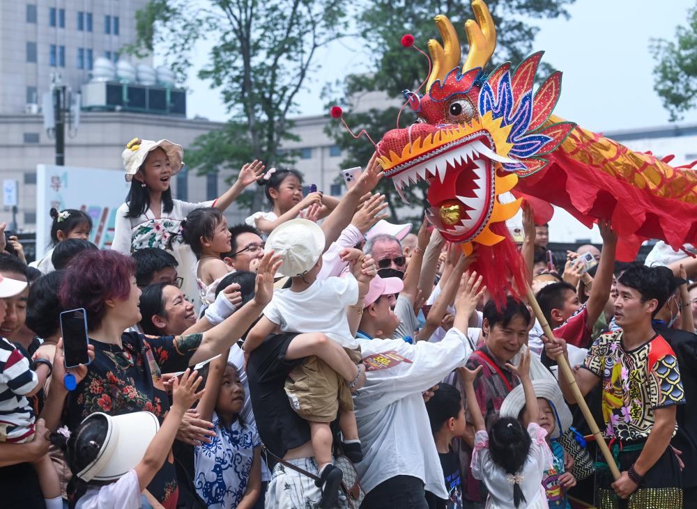 端午假期迎来消费热潮!非遗游,避暑游,红色旅游持续火爆