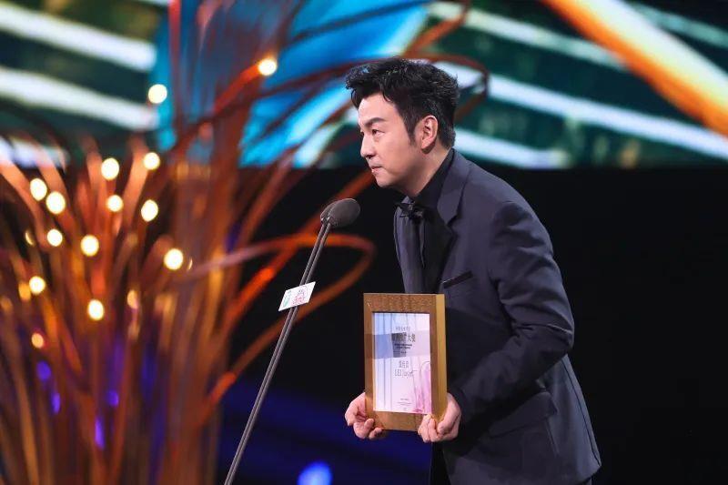 《人世间》《县委大院》成白玉兰奖“双黄蛋”，《狂飙》颗粒无收