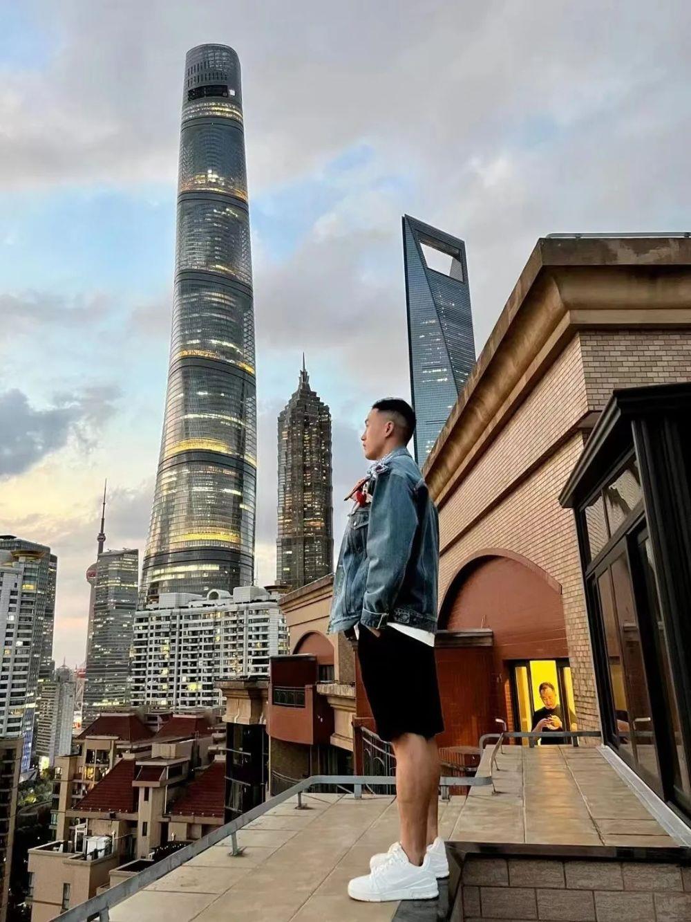 我在上海卖豪宅：头部中介可以年入千万甚至更高