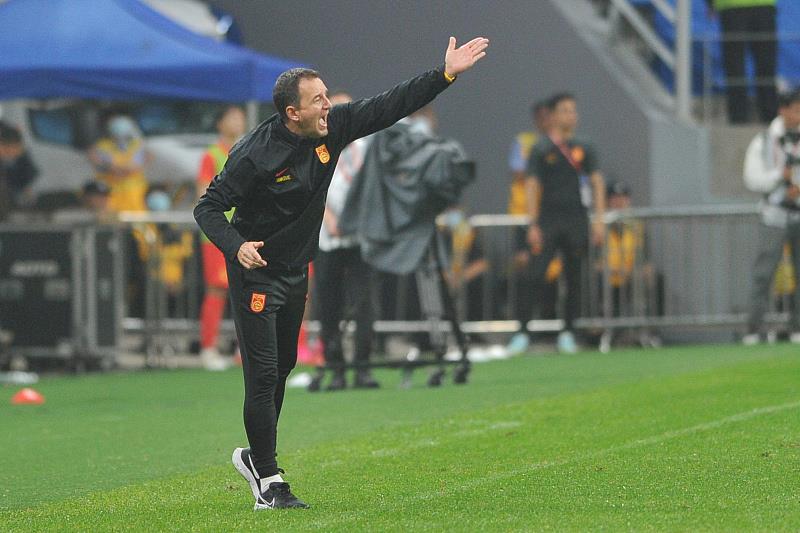 国足确认9月与马来西亚队热身，另一个对手将从欧美或非洲球队中选择