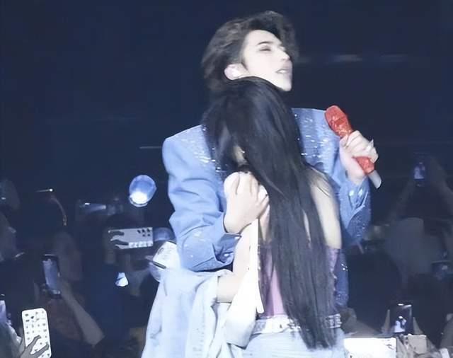 曝蔡徐坤与女生发生一夜情，致对方怀孕堕胎，流产病历曝光