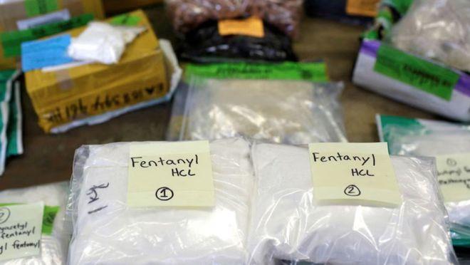 华春莹连发推，点破了布林肯与美国司法部的“双簧”