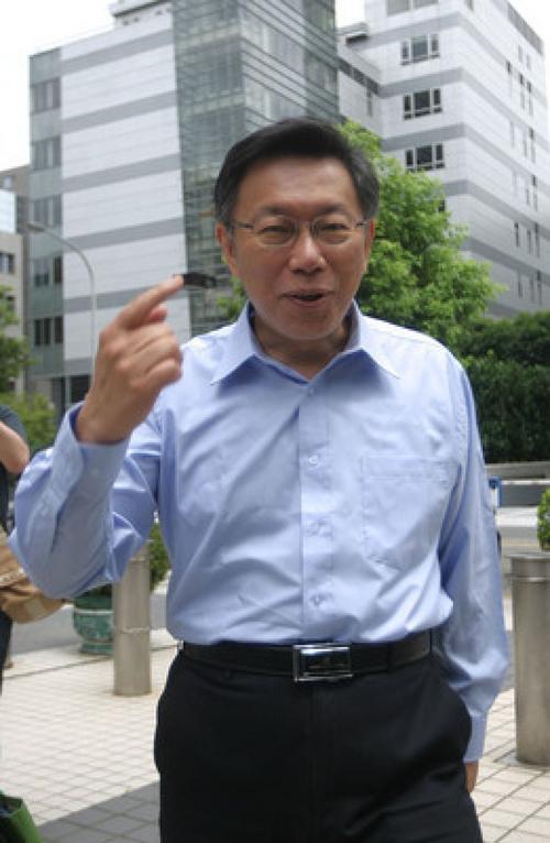 刘和平：柯文哲岛内民调蹿升第一，意味着什么？