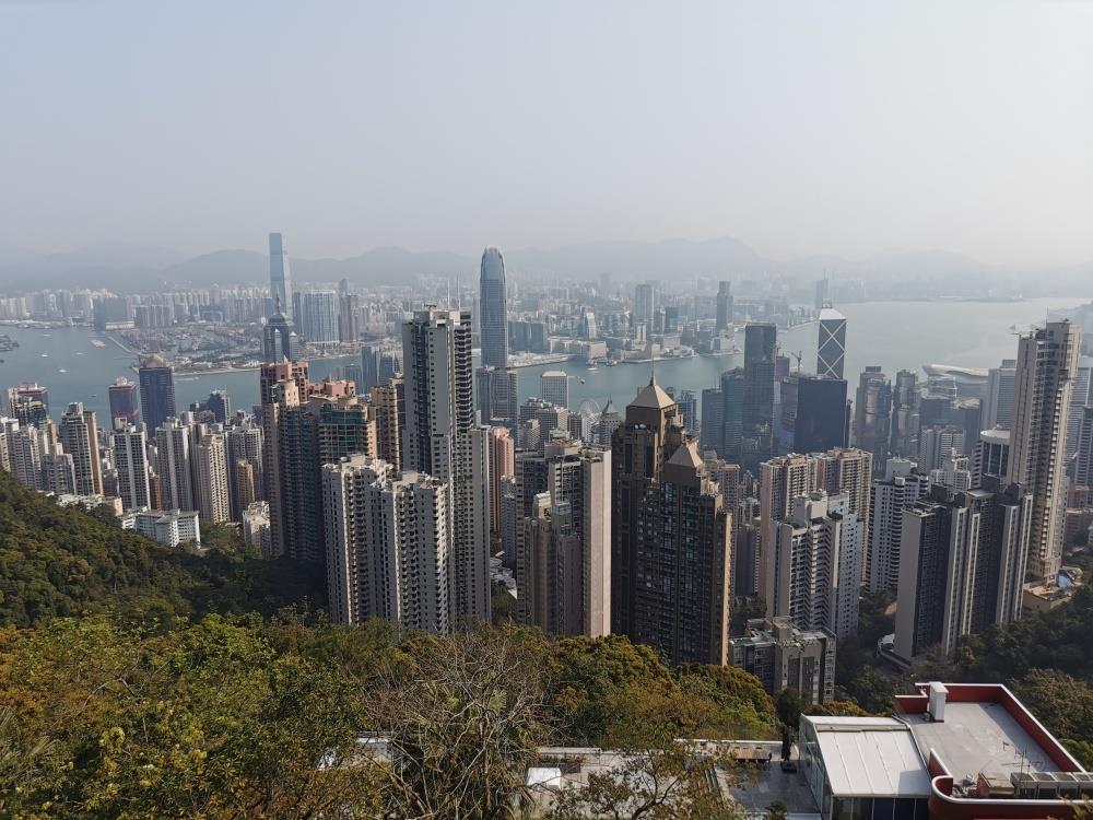 李嘉诚“夺食”300亿香港豪宅，债务重组之路突现“拦路虎”