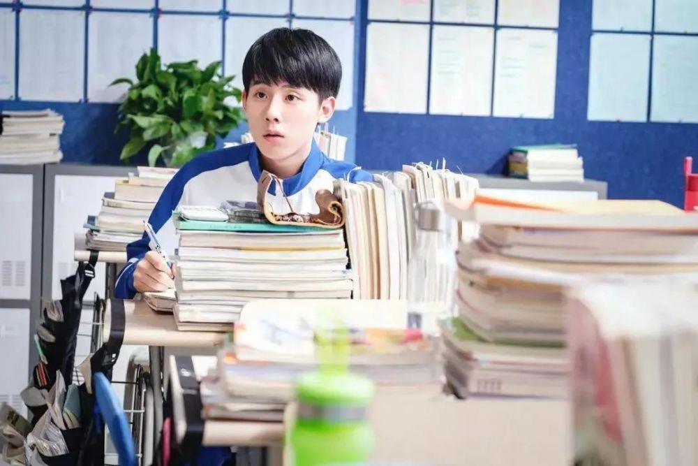 教辅三巨头，寄生高考40年