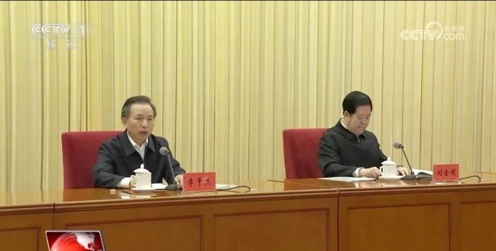 成立不久的中央领导小组，再有两名重要成员亮相