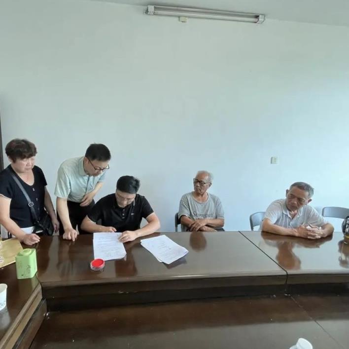 浙江一家三口过世，冒出十多人争百万遗产，92岁养女最终成为继承人