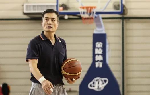 体谈｜韩媒网暴中国女篮韩籍教练，媒体：再次暴露小家子气而已