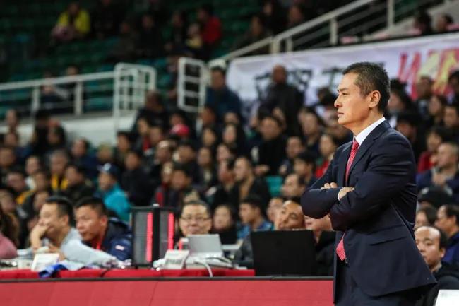 体谈｜韩媒网暴中国女篮韩籍教练，媒体：再次暴露小家子气而已