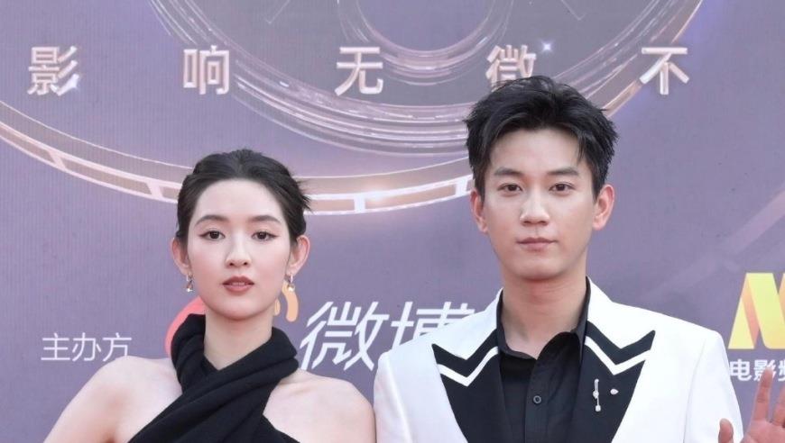 《超能一家人》又整新活，沈腾在微博电影之夜红毯发彩票