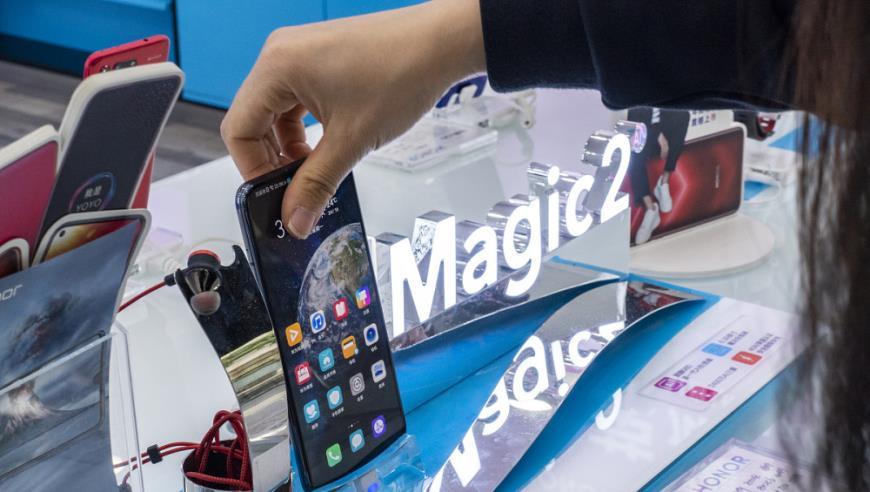 产业链人士：华为上调2023年手机出货量目标至4000万部