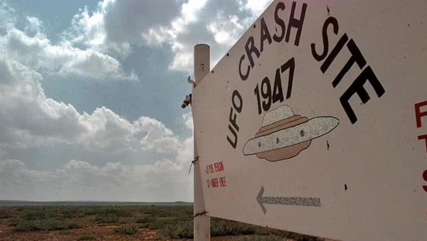 美国调查人员曝进入坠毁UFO亲身经历：发生“时空扭曲”，待几分钟相当于4小时，感到恶心迷失方向