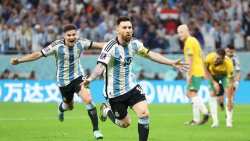 阿根廷vs澳大利亚首发：梅西领衔最强阵容！三冠王替补