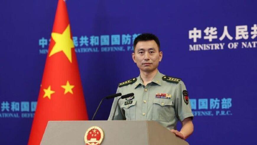 新任国防部新闻发言人张晓刚亮相