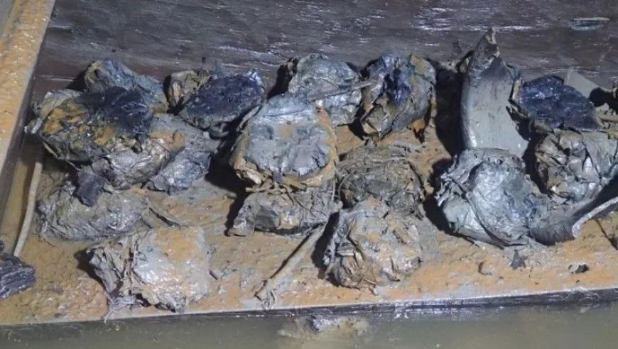 轰-6K海上飞行驱离外方船只！视频公布