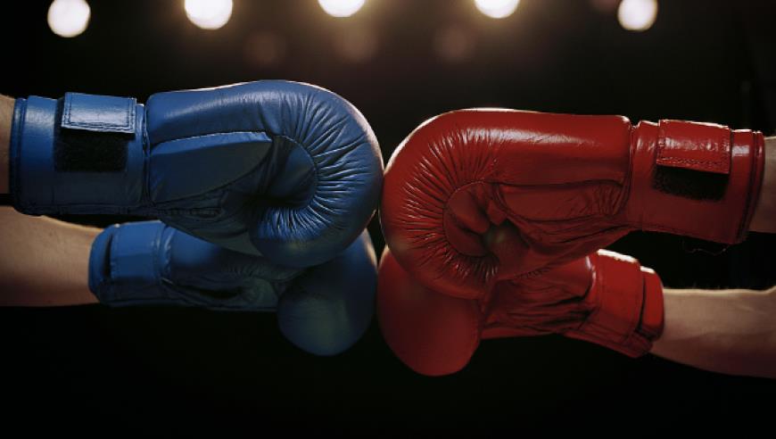 美军轰炸机“史上首次”降落瑞典，瑞典网友：回家去！