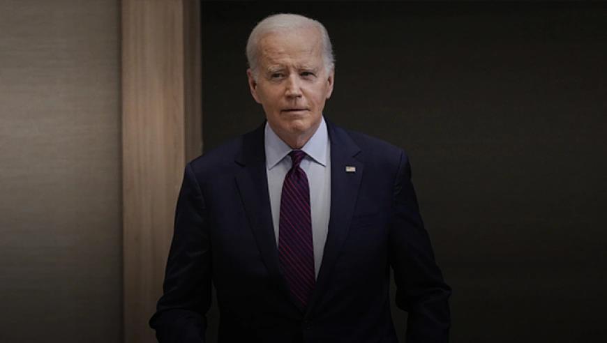 “女子泳装照简历”热传，涉事机主回应：应是被人恶搞，律师：当事人可起诉或报警