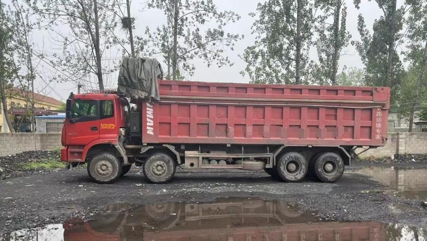 当选副省长五个月后，他前往中央任职