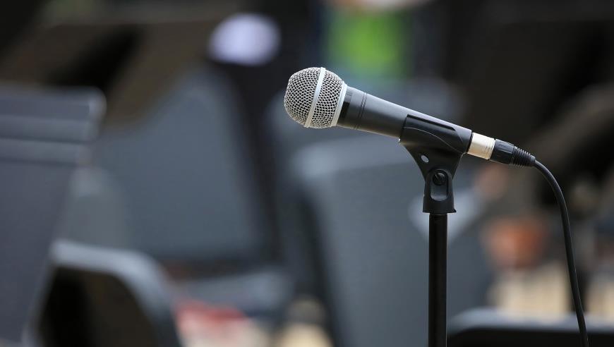 女子发文称被江苏扬州一民警强奸：笔录时警方引导其承认自愿发生关系