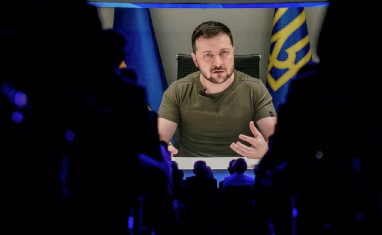 泽连斯基禁止从俄白进口图书,究竟是怎么一回事?