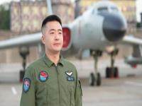 轰-6K海上飞行驱离外方船只视频公布