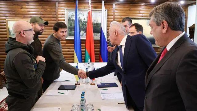 美媒:美中情局局长秘访乌克兰,听取乌方“停火谈判”计划