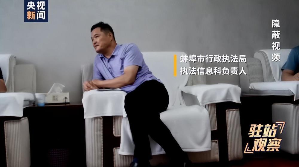 记者采访“大桥上建围挡”，被官员反问：多宣传好的不行吗？