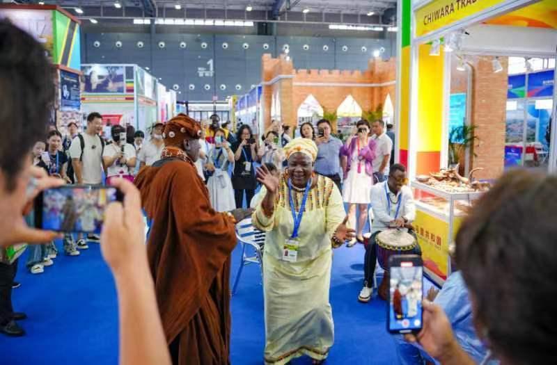 一次买10包,中非博览会上非洲咖啡豆成“网红”