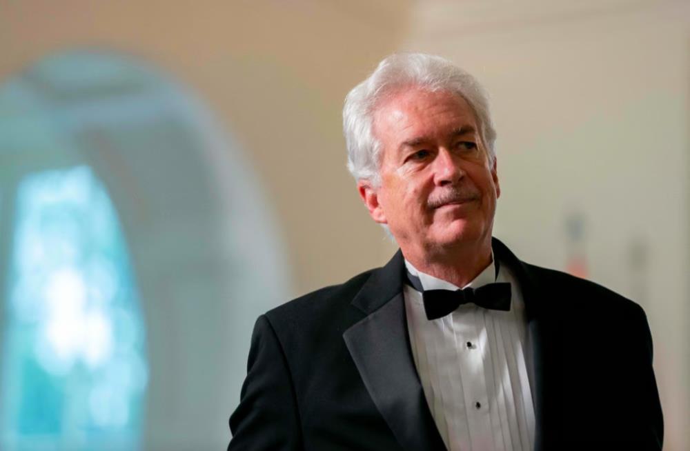 美中情局长英国演讲提19次“中国”，称“脱钩是愚蠢的”