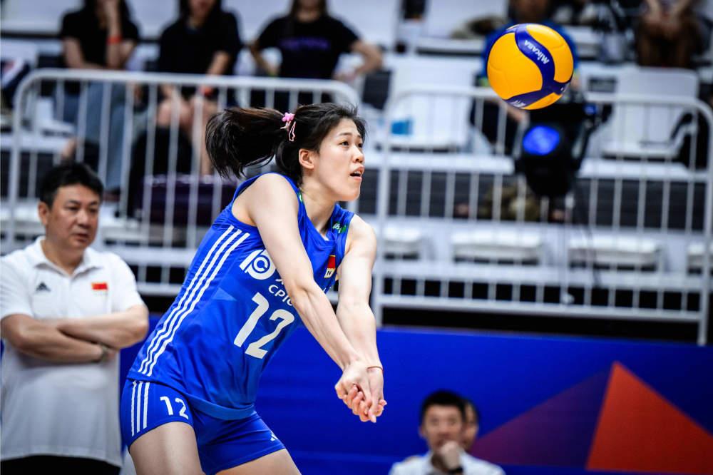 世联赛中国女排3-2逆转奥运冠军美国队 分站赛暂列第4晋级总决赛