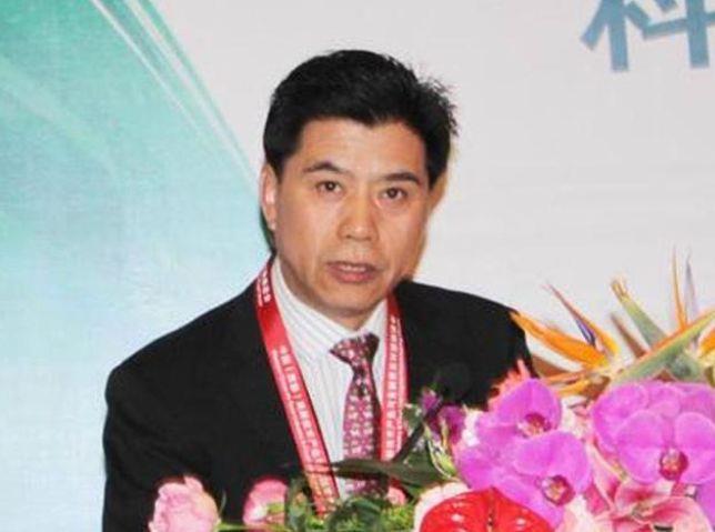 半年内中行至少10名高管被查，他被指是“逃逸式辞职”的典型！