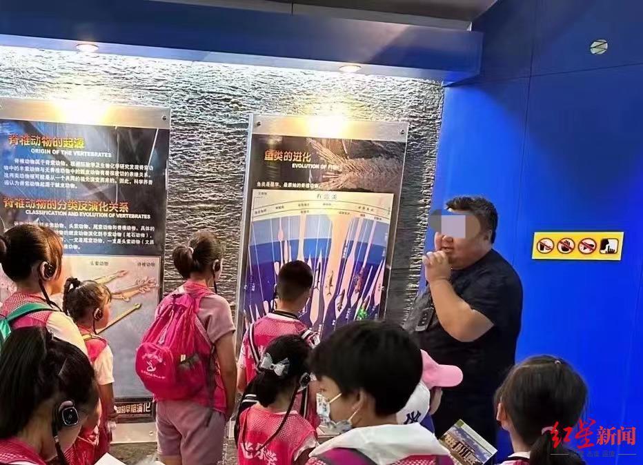 北京一导游热射病去世 同事:带的是研学团,感觉不舒服后坚持把学生带上大巴车