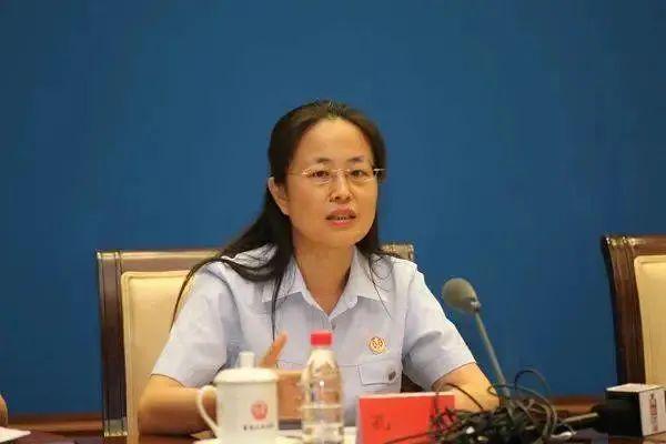 这两位“70后”女官员履新引关注，一位曾长期在上海工作