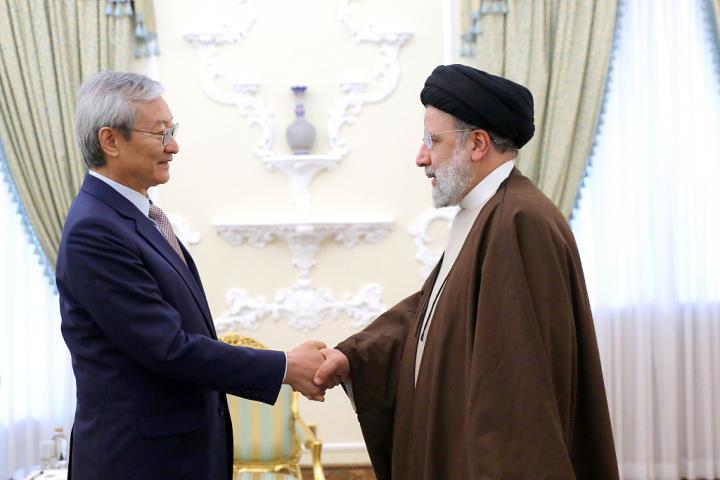 伊朗“入群”、10国排队，上合“大家庭”或跨出亚欧大陆延伸向非洲