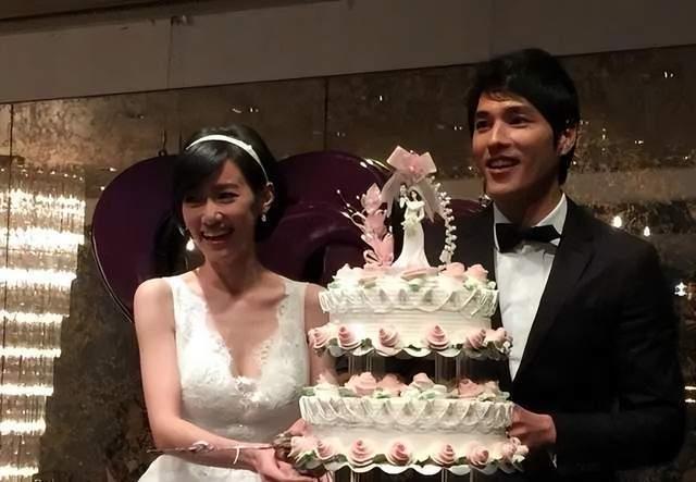 蓝正龙承认已经与周幼婷离婚，称现在是好朋友，证实九年婚姻结束