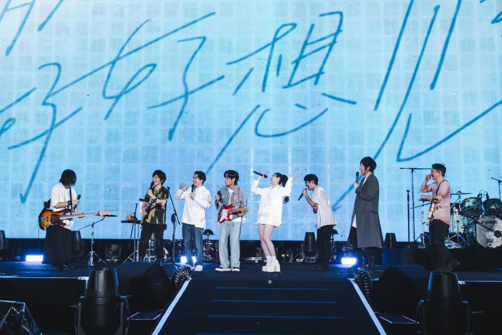 “报复黄牛”的机会来了？五月天沈阳演唱会门票打折“抛售”，业内人士：或对“黄牛”产生遏制